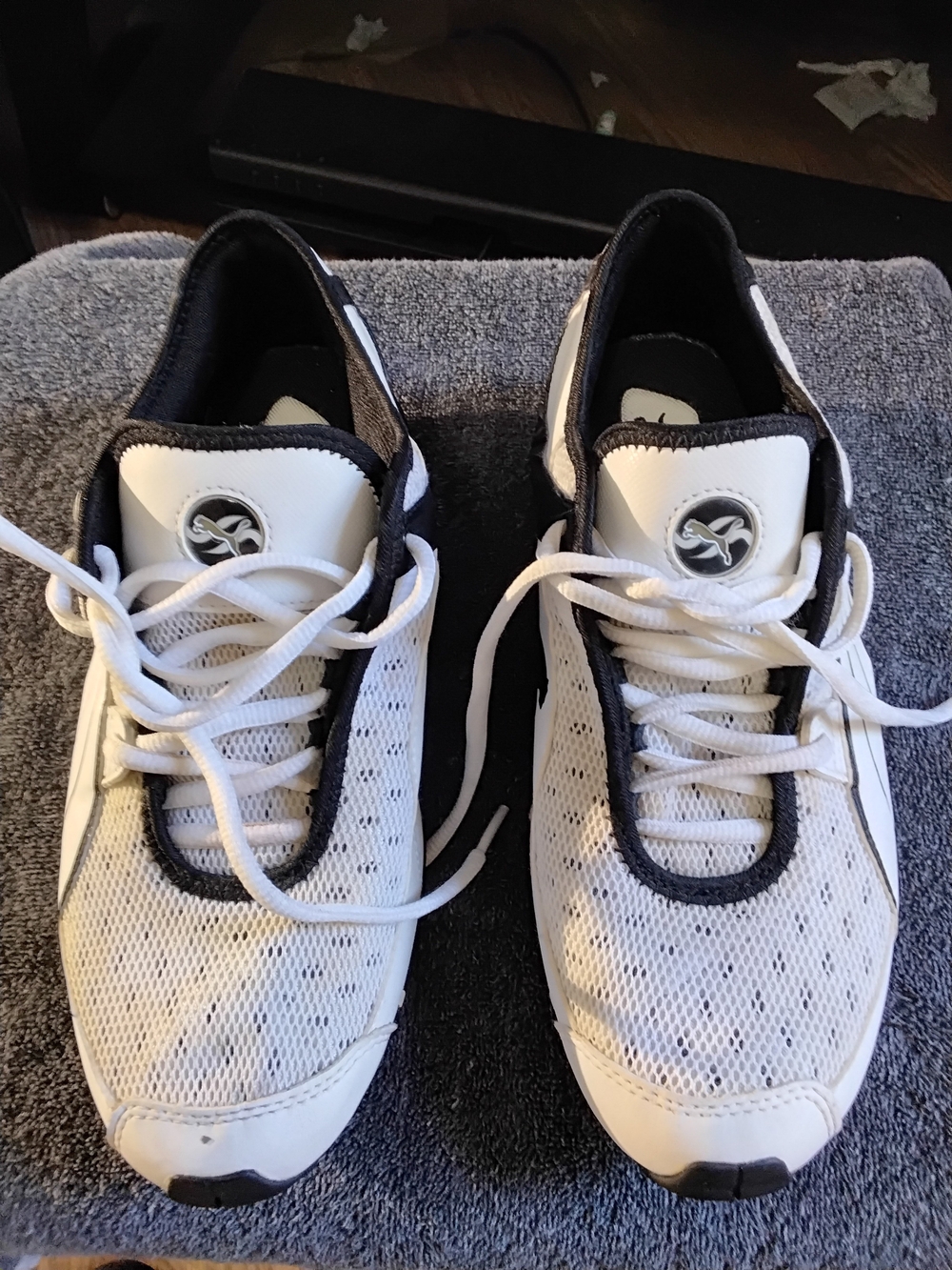 Puma White & Black Y2K Cyber Streetwear Sneakers Size Women's 6 / EU 38